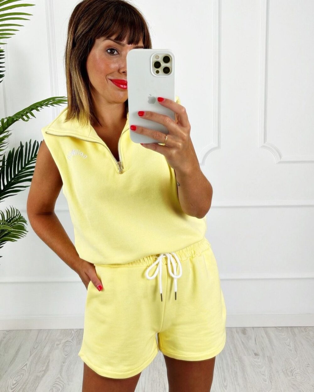 Conjunto Summer hombreras amarillo