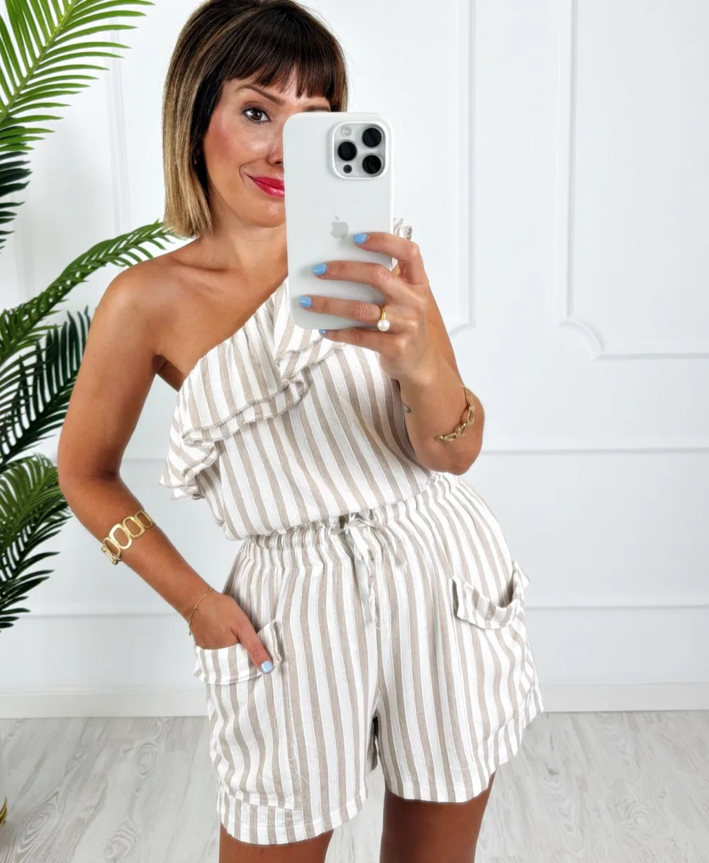 Short bolsillos rayas beige