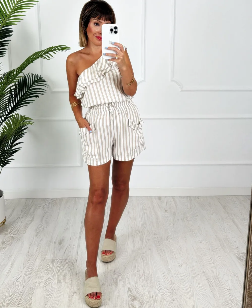 Short bolsillos rayas beige - Imagen 3