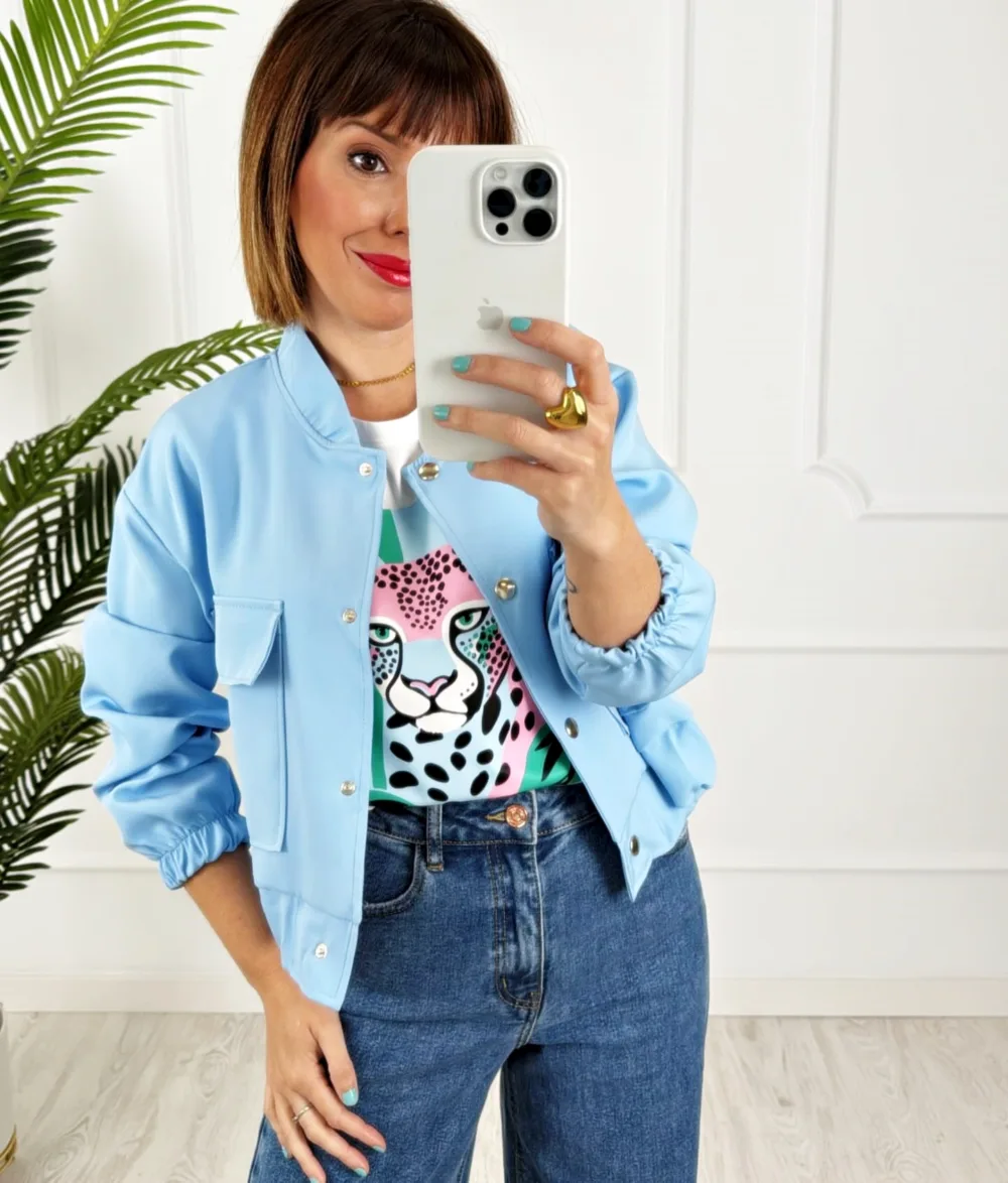 Bomber bolsillos azul claro
