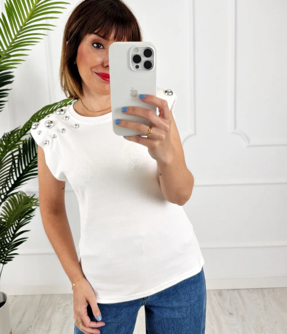 Camiseta hombreras bolas blanca - Imagen 2