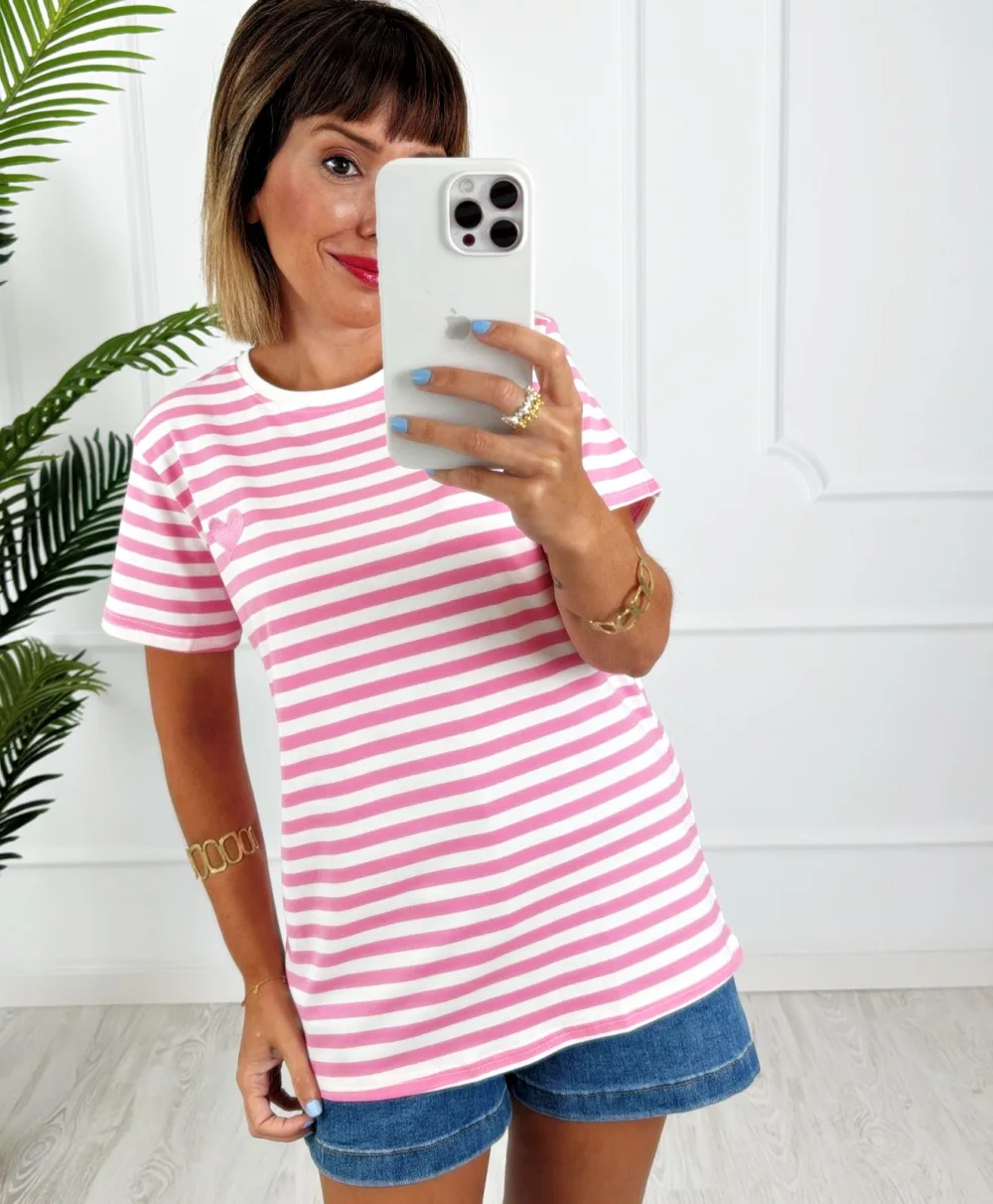 Camiseta rayas corazón bordado rosa - Imagen 2