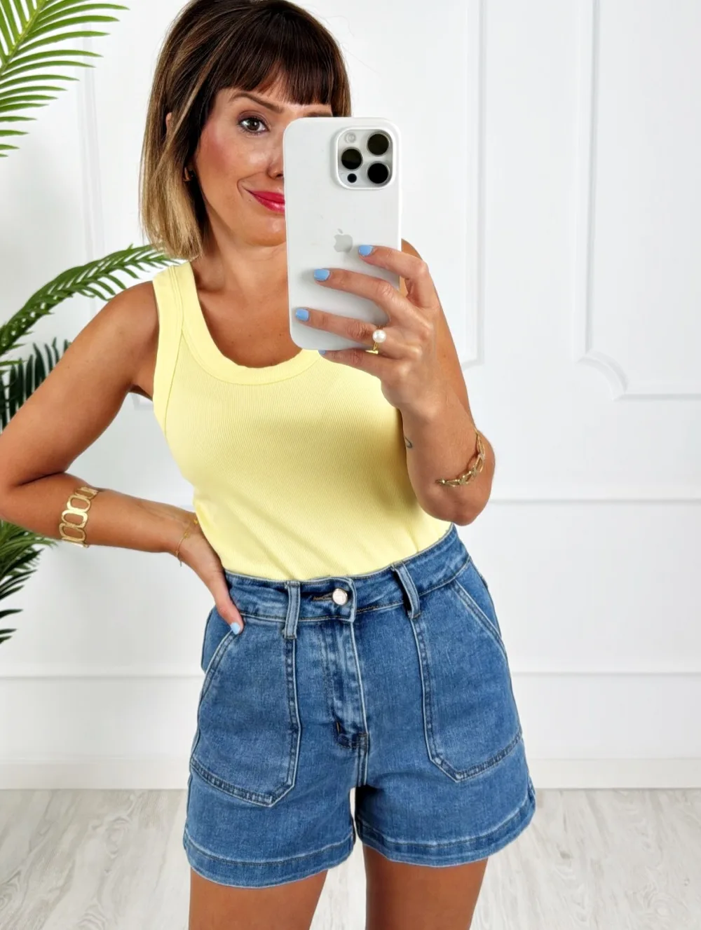 Camiseta tirante ancho new amarilla