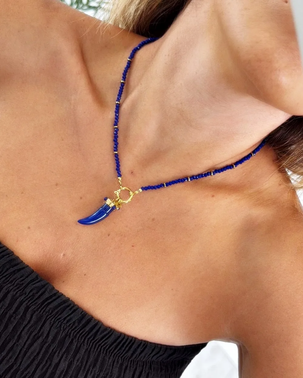 Collar acero cristal cuerno azul