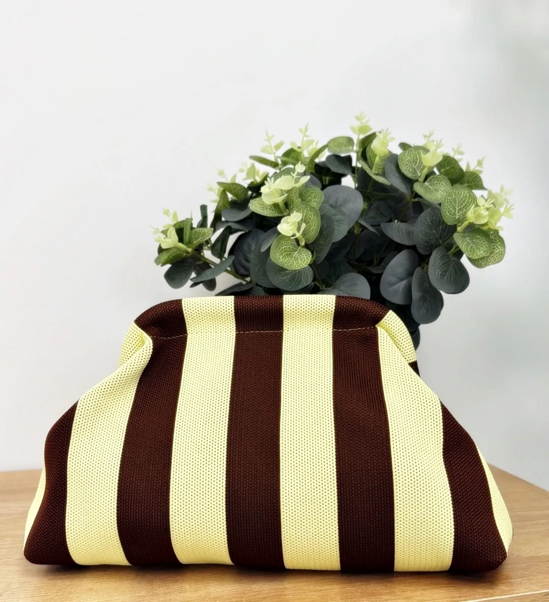 Bolso franjas chocolate amarillo