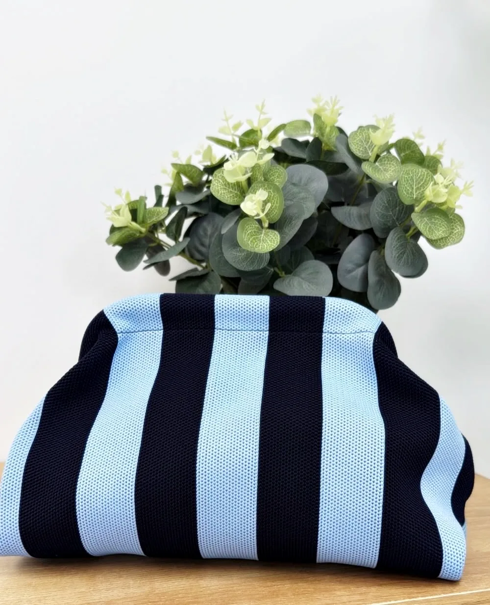 Bolso franjas marino azul