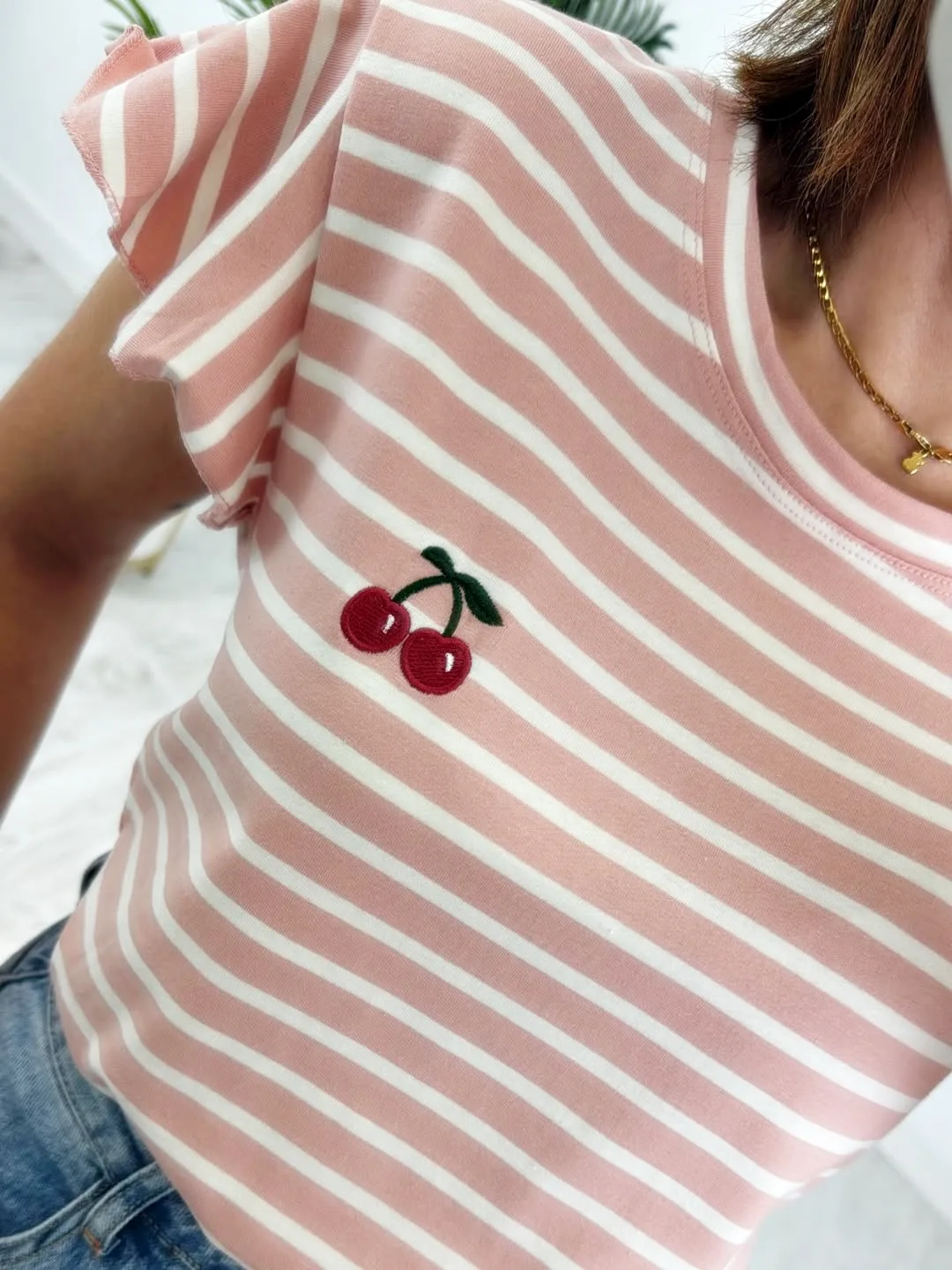 Camiseta rayas cerezas rosa - Imagen 3