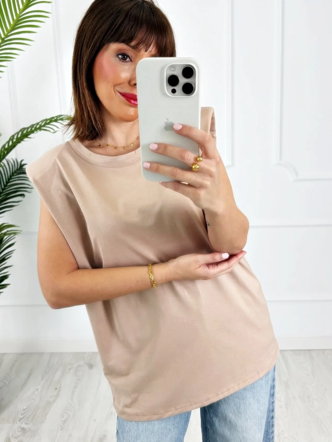 Camiseta hombreras estrella beige - Imagen 2