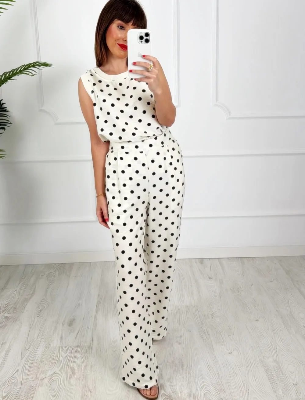 Conjunto lunares crudo