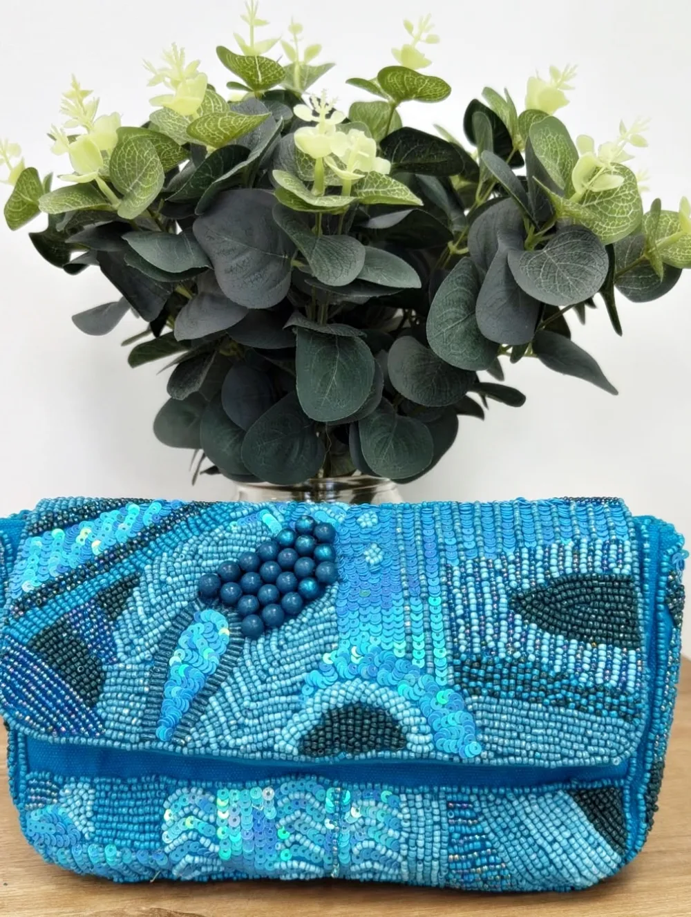 Bolso abalorios azul