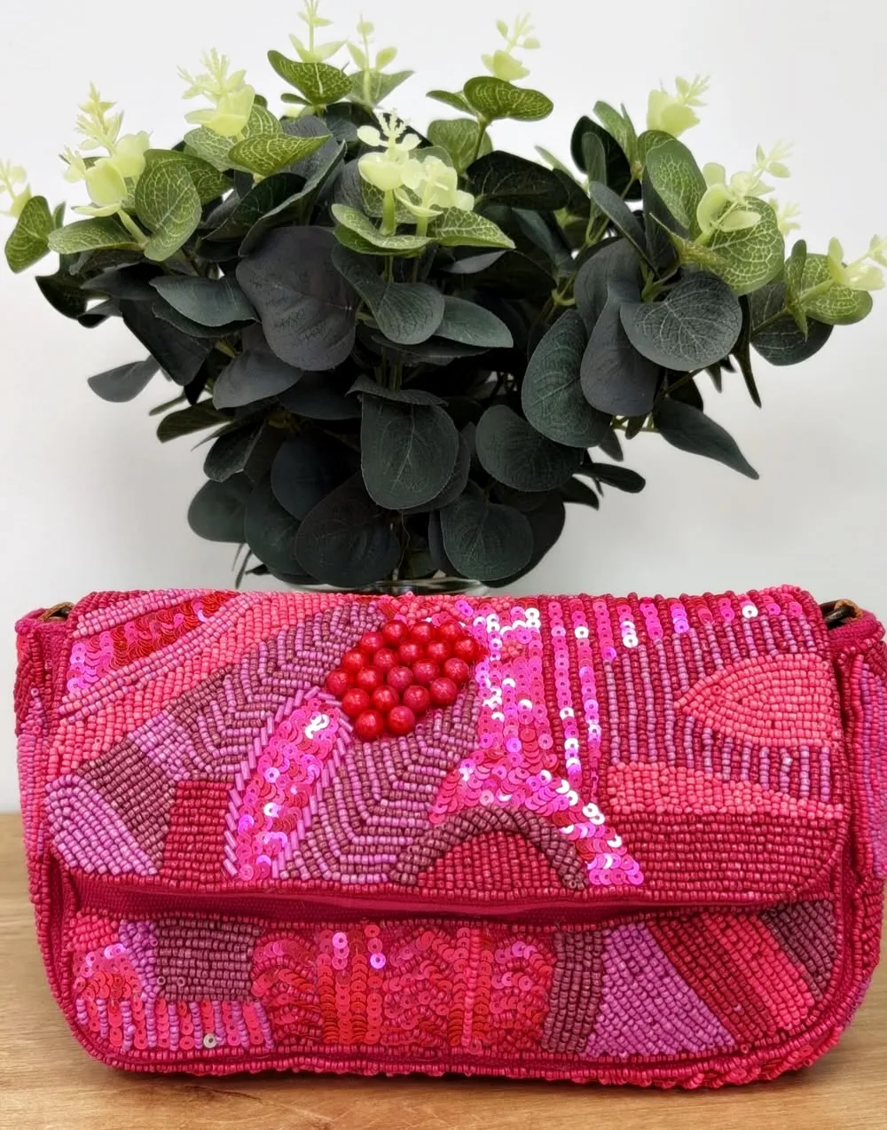 Bolso abalorios rosa