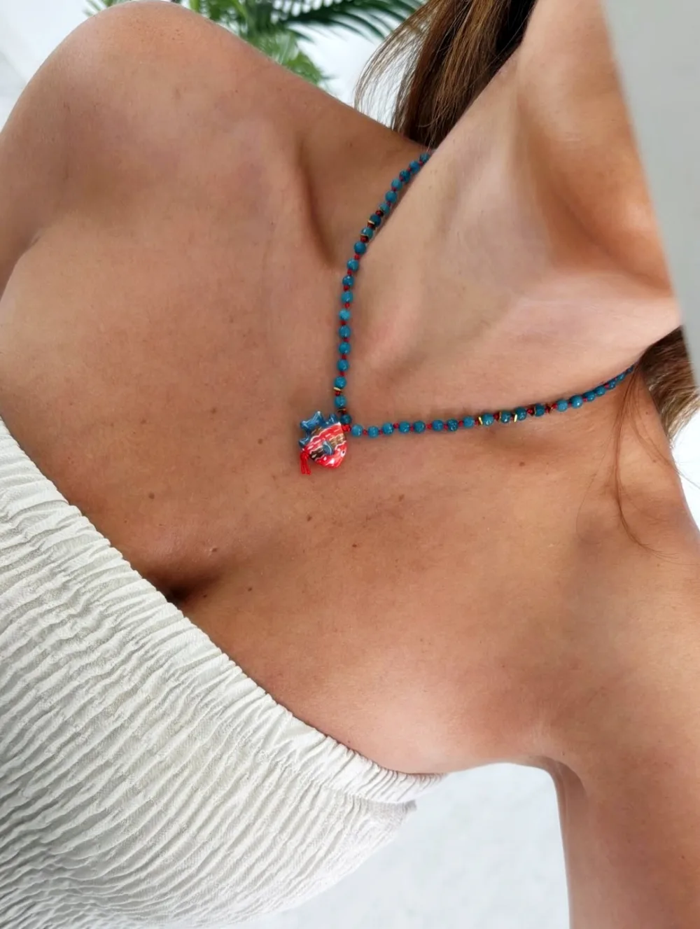 Collar cristal pez azul rojo