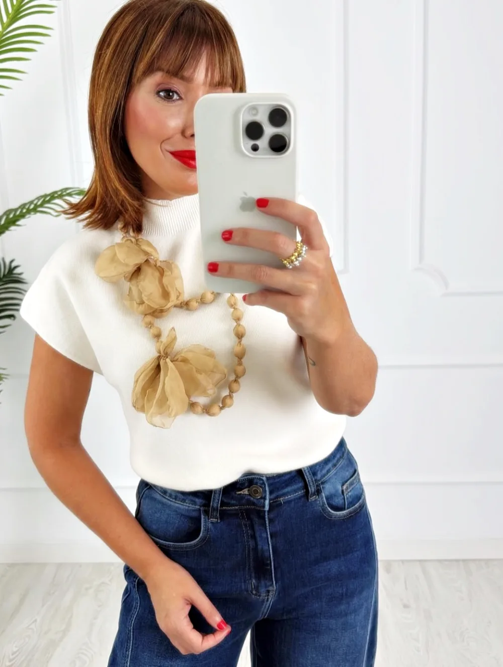 Collar flores largo beige