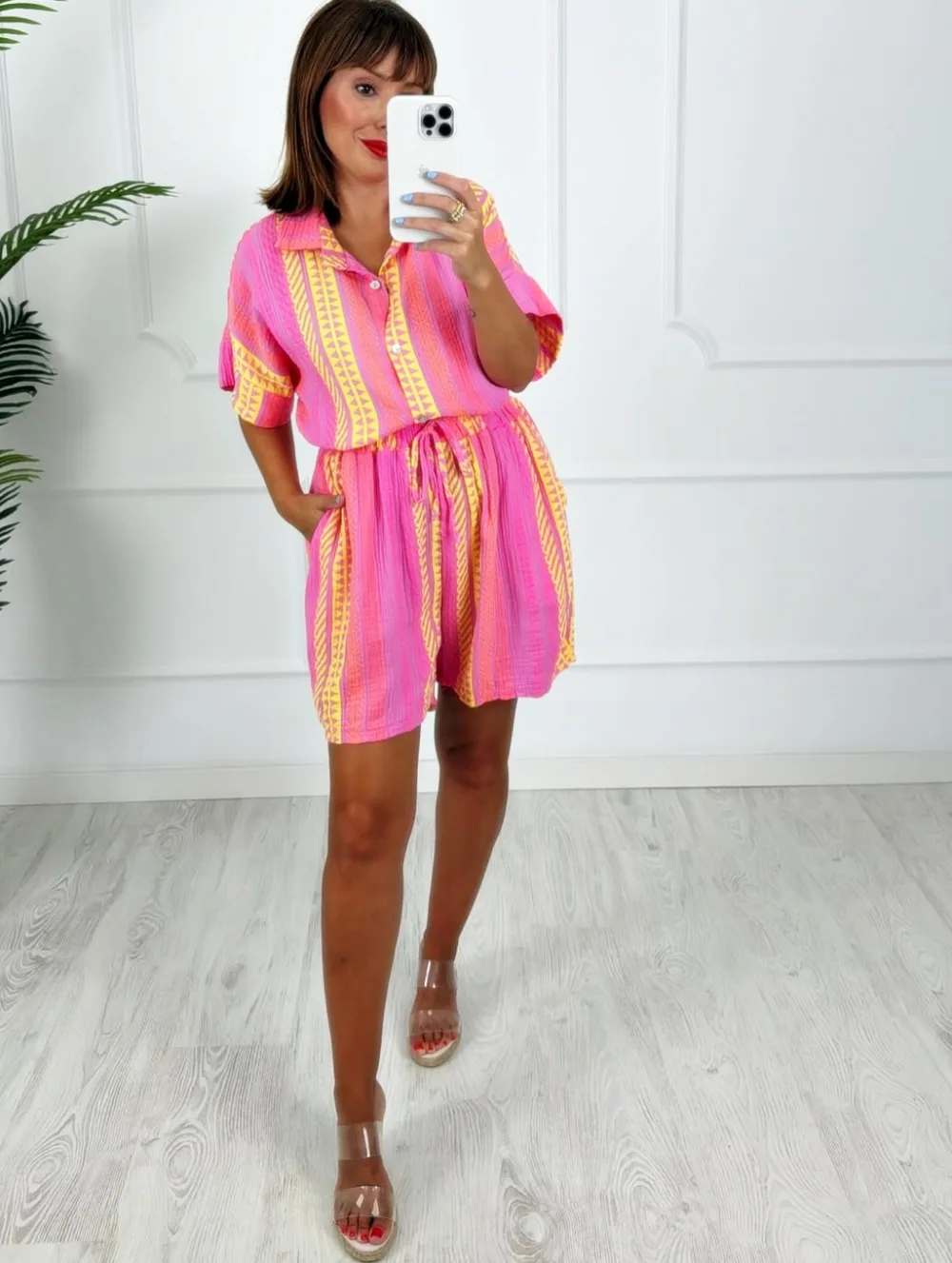 Conjunto étniko rosa