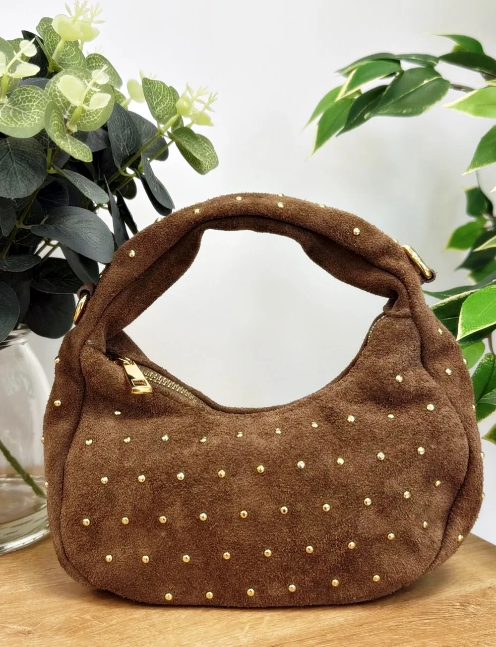 Mini bolso piel tachas camel