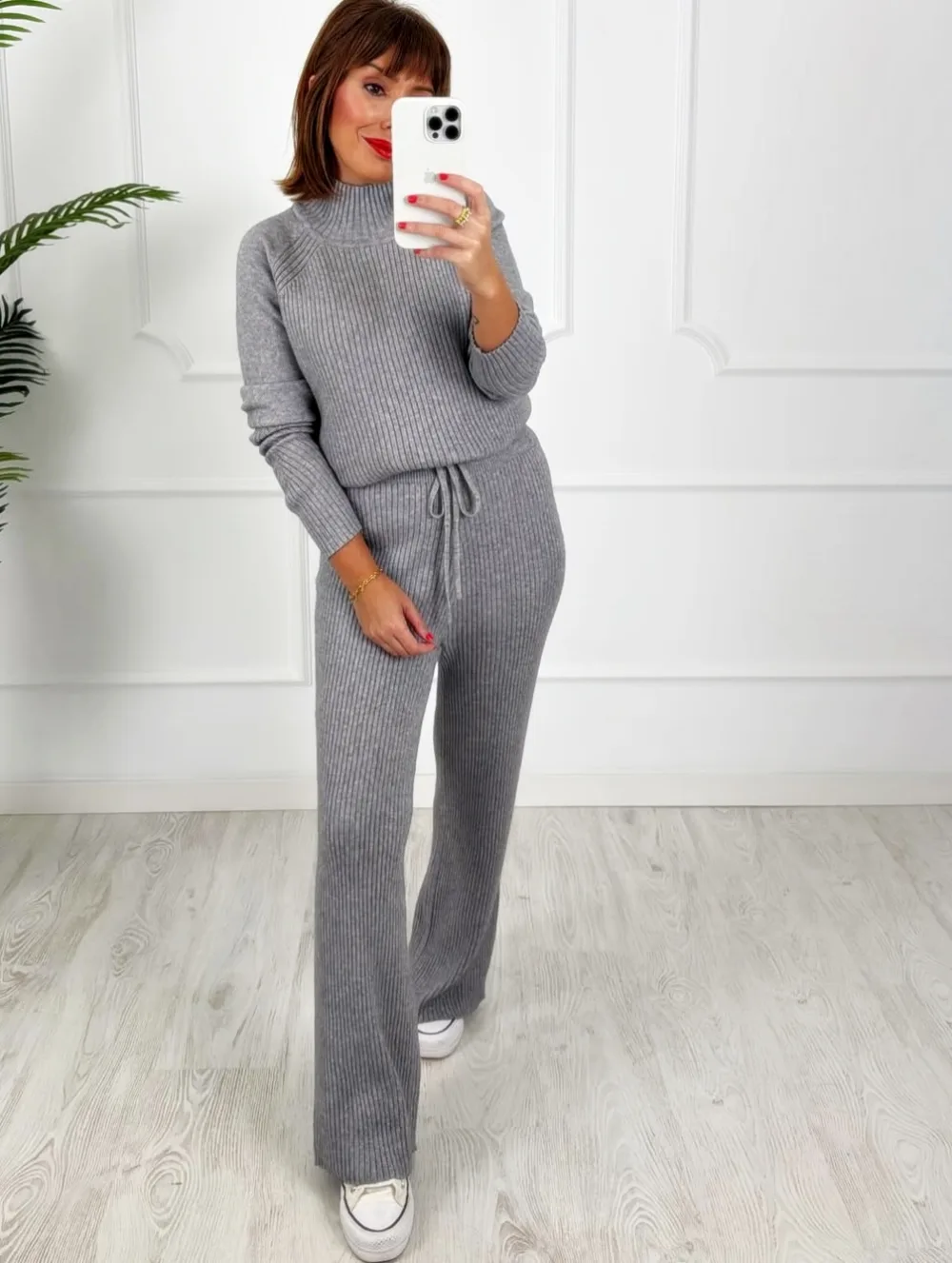 Conjunto canalé gris