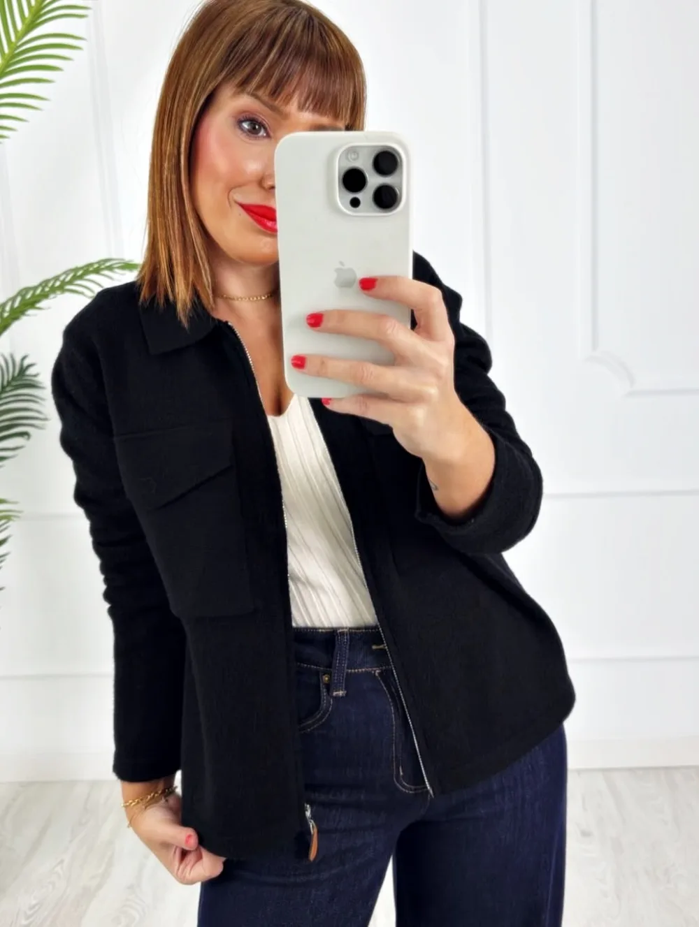 Chaqueta bolsillos cremallera negra