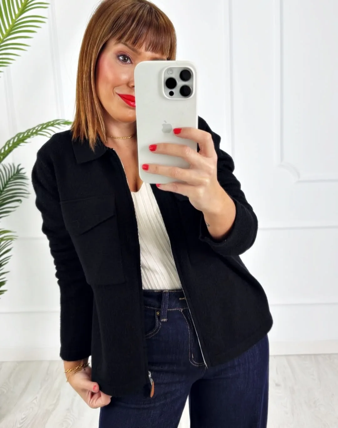 Chaqueta bolsillos cremallera negra