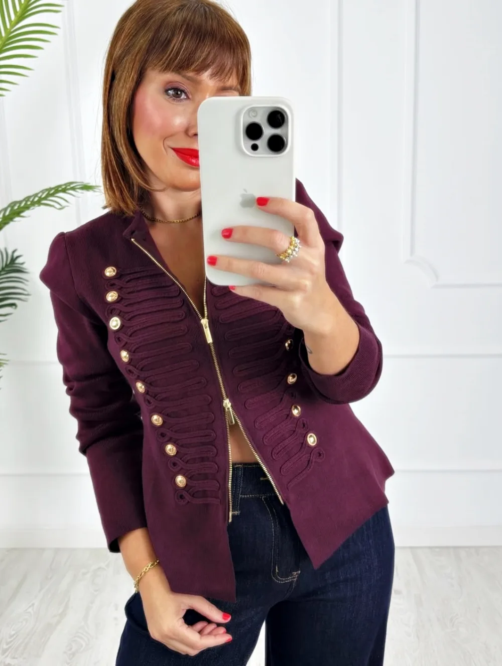 Chaqueta militar berenjena