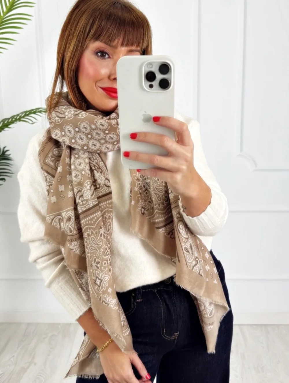 Pañuelo paisley beige